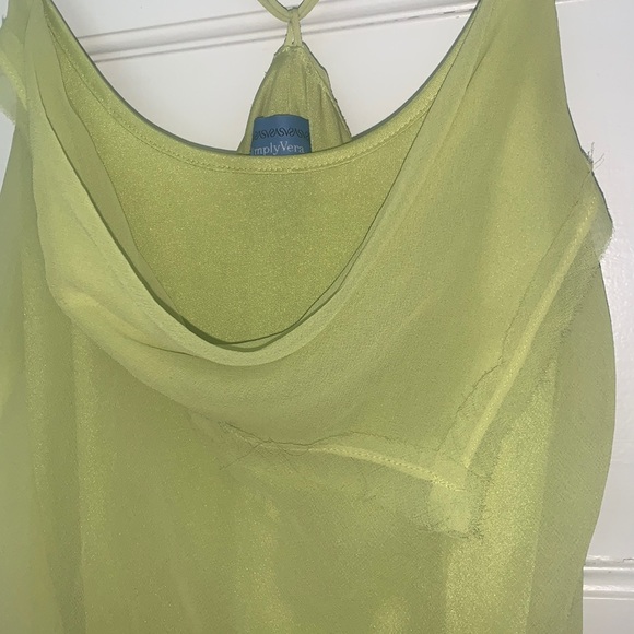 Vera Wang top✅ - Picture 4 of 7